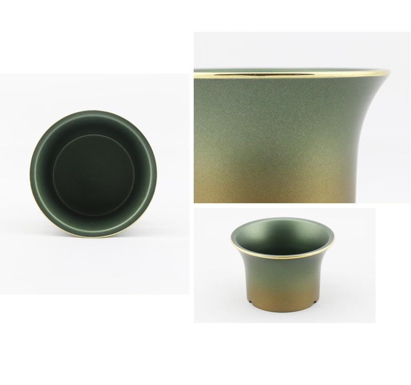 モダン仏具セット シャンテ 緑茶マットのイメージ画像。