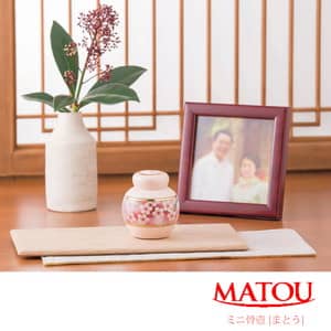 ミニ骨壺 まとう さくら・胡蝶蘭・紅玉イメージ画像