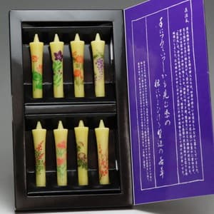 絵入り和ローソク 「花源氏」 八本入り ( 蓮・桔梗・菊・藤・荻・撫子・朝顔・梅 ) ◆東海製蝋◆のイメージ画像